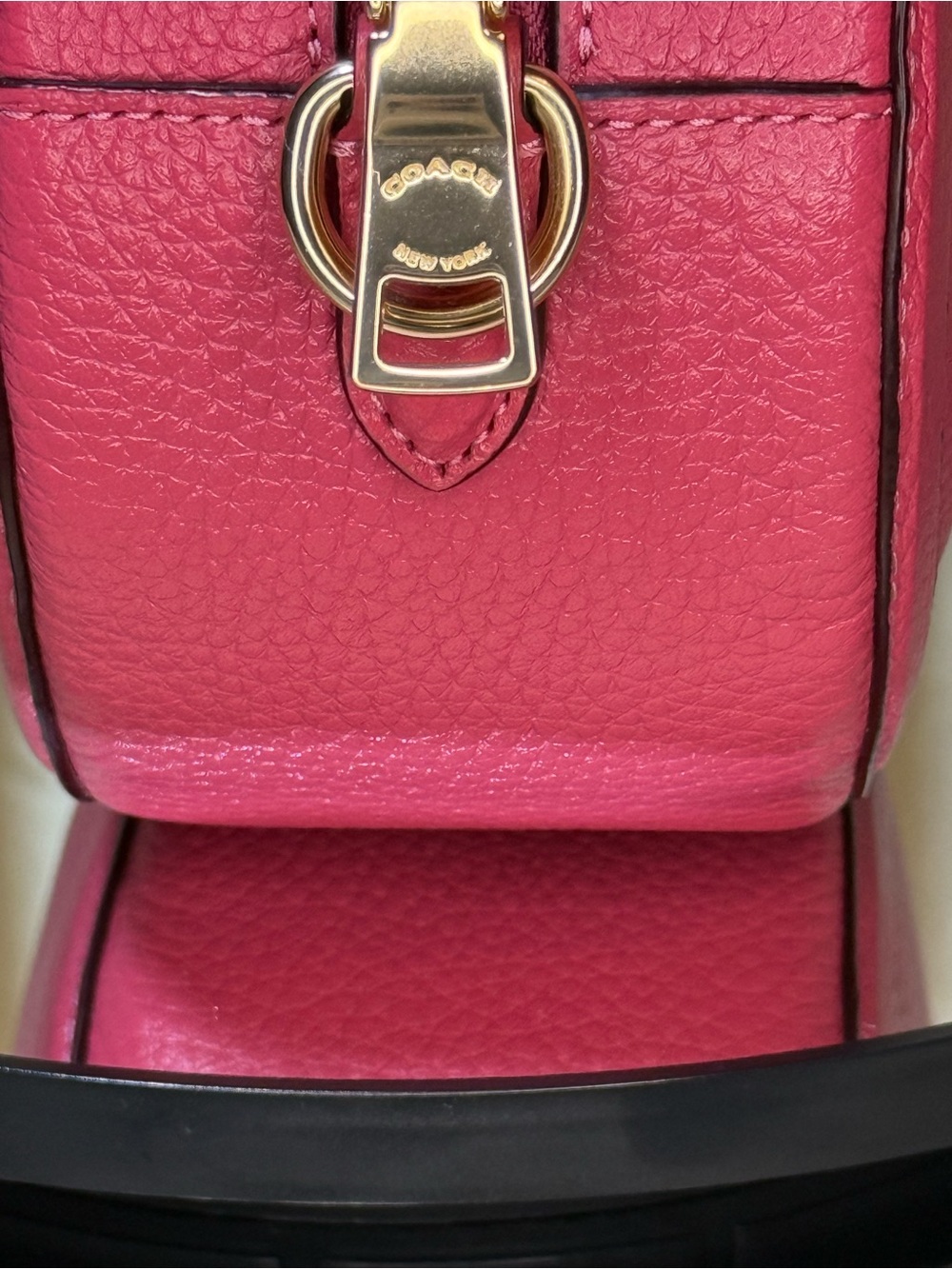 Coach Horse & Carriage Embossed Oval Crossbody – Pink (C4056) - Picture 6 of 11